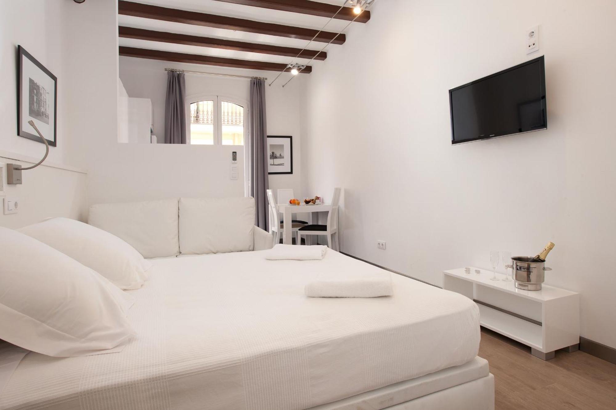 Barnapartments Basic Gracia บาร์เซโลนา ห้อง รูปภาพ