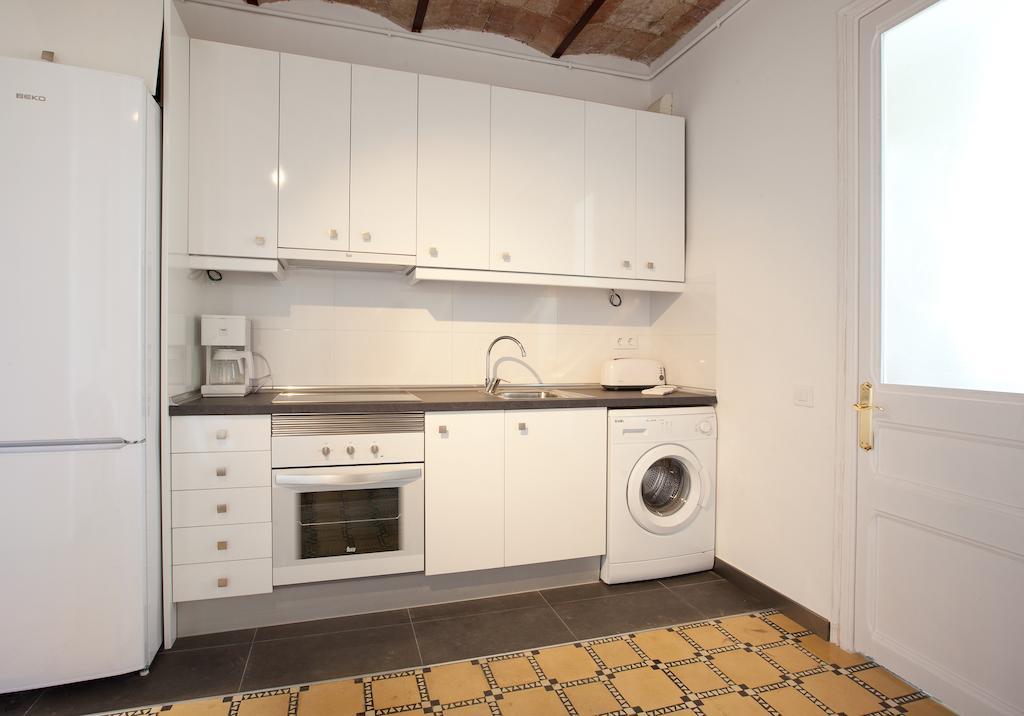 Barnapartments Basic Gracia บาร์เซโลนา ห้อง รูปภาพ